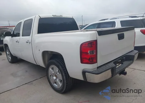 2010 Chevrolet Silverado 1500 Lt z USA, uszkodzony, nr VIN 3GCRCSE03AG127857